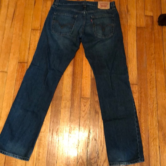 Levi Blue Jeans - Picture 2 of 4